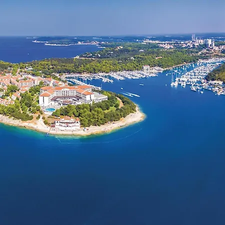 Awesome Home In Pula With Wifi