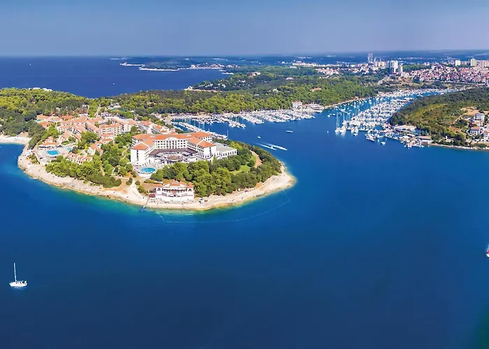 Awesome Home In Pula With Wifi