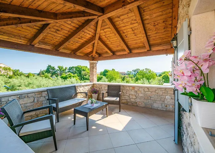 Ferienhaus Awesome Home In Pula With Wifi Pula