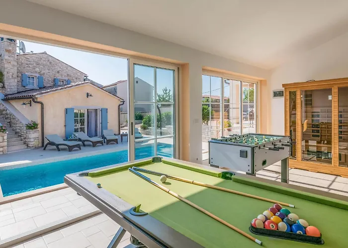 Awesome Home In Pula With Wifi Ferienhaus *