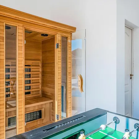 Awesome In Pula With Wifi Сasa de vacaciones *